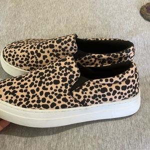 Cheetah print platforms